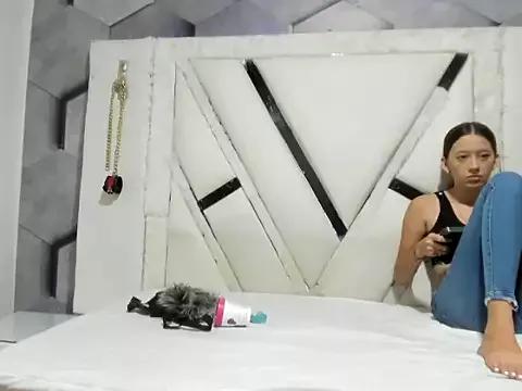 Check out our webcam shows gallery and message on a personal level with our sweet squirt cams hosts, showing off their natural physiques and sex toys.