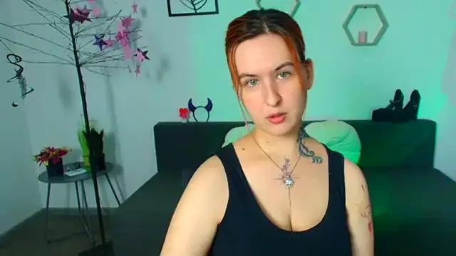 Photos of RubyHolmess from StripChat is Freechat