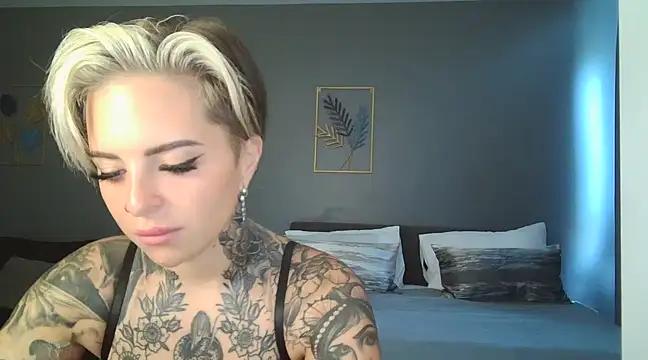 Check out our webcam shows gallery and message on a personal level with our sweet squirt cams hosts, showing off their natural physiques and sex toys.