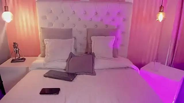 Check out our webcam shows gallery and message on a personal level with our sweet squirt cams hosts, showing off their natural physiques and sex toys.