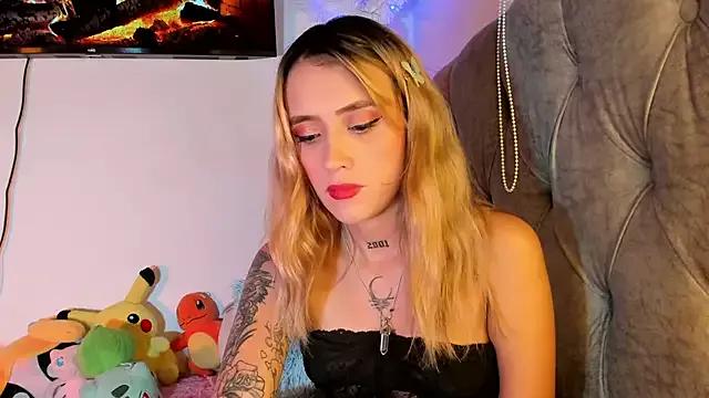 Check out our webcam shows gallery and message on a personal level with our sweet squirt cams hosts, showing off their natural physiques and sex toys.