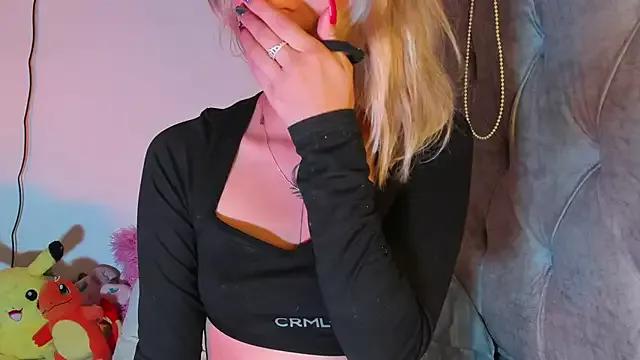 Sabrina_Cole from StripChat is Freechat