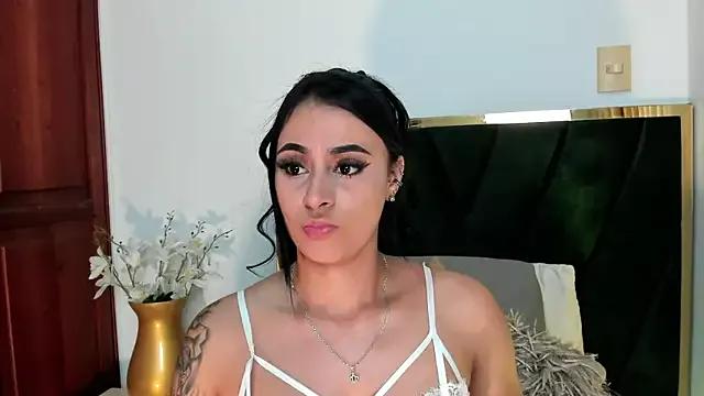 SagiraBelle from StripChat is Freechat
