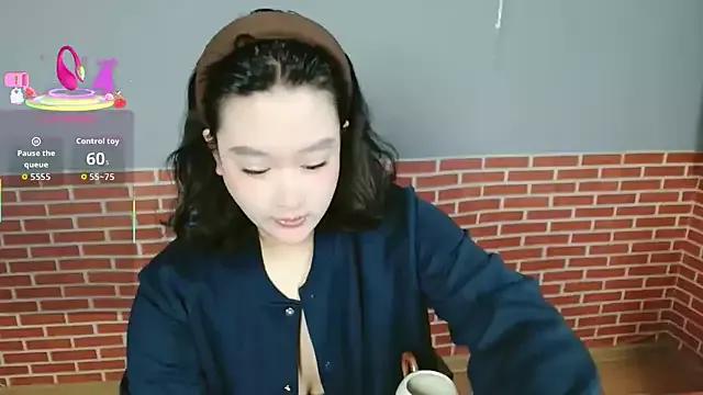 sallybing from StripChat is Freechat