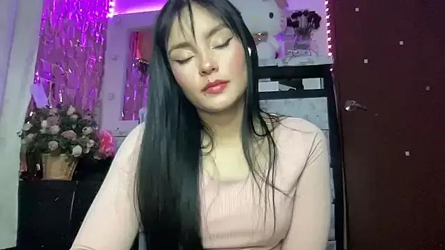 Check out our webcam shows gallery and message on a personal level with our sweet squirt cams hosts, showing off their natural physiques and sex toys.