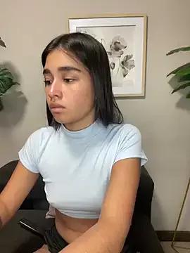 Samantha_pinkk_ from StripChat is Freechat