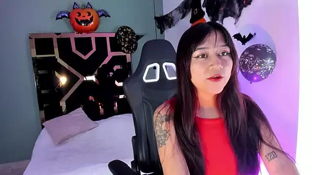 Check out our webcam shows gallery and message on a personal level with our sweet squirt cams hosts, showing off their natural physiques and sex toys.