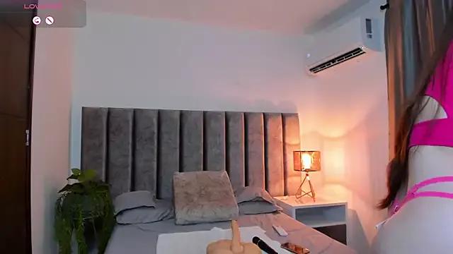 Check out our webcam shows gallery and message on a personal level with our sweet squirt cams hosts, showing off their natural physiques and sex toys.