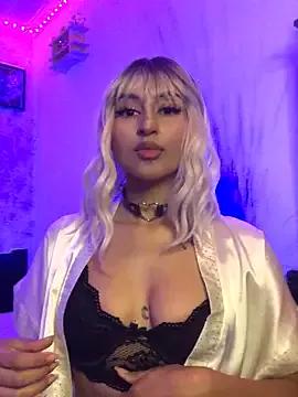 Check out our webcam shows gallery and message on a personal level with our sweet squirt cams hosts, showing off their natural physiques and sex toys.