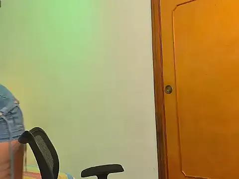 Sammy-Daniels from StripChat is Freechat