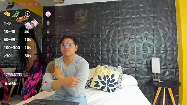 Sammy_and_matt from StripChat is Freechat