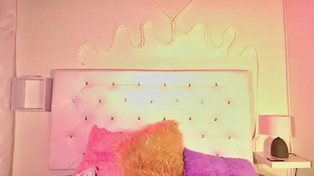 Check out our webcam shows gallery and message on a personal level with our sweet squirt cams hosts, showing off their natural physiques and sex toys.