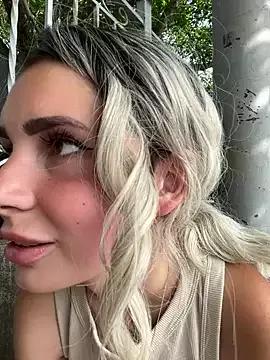 Check out our webcam shows gallery and message on a personal level with our sweet squirt cams hosts, showing off their natural physiques and sex toys.