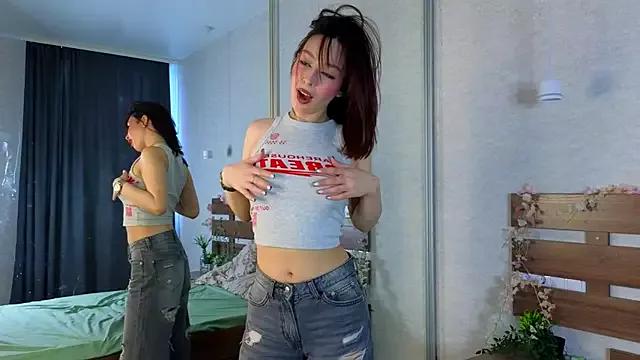 SandraCole from StripChat is Freechat