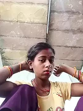 Photos of Saniye-143 from StripChat is Freechat