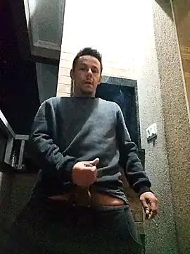 Santanacumxplod from StripChat is Freechat