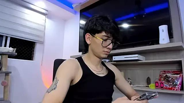 Santi_delacruz from StripChat is Freechat