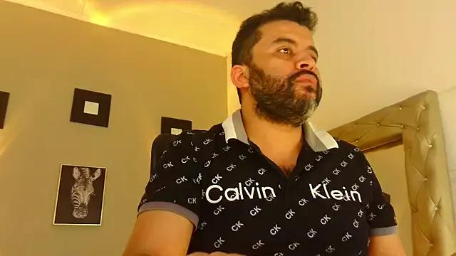 Santi_Ruiz2 from StripChat is Freechat