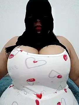 Sara-Biala from StripChat is Freechat