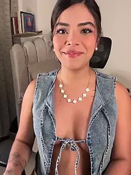 Check out our webcam shows gallery and message on a personal level with our sweet squirt cams hosts, showing off their natural physiques and sex toys.