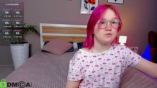 Check out our webcam shows gallery and message on a personal level with our sweet squirt cams hosts, showing off their natural physiques and sex toys.