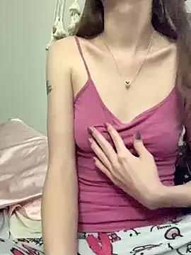 sarah2007 from StripChat is Freechat