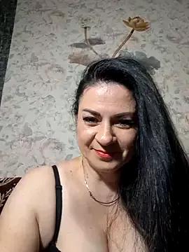 Sarah2302 from StripChat is Freechat