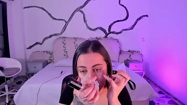 Check out our webcam shows gallery and message on a personal level with our sweet squirt cams hosts, showing off their natural physiques and sex toys.