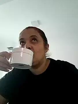 sarahhh1987 from StripChat is Freechat