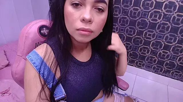 sarakaisy from StripChat is Freechat