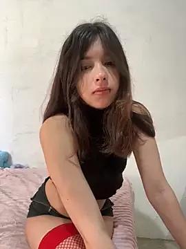 SaraTheCutie from StripChat is Freechat