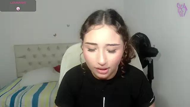 sasha_17_ from StripChat is Freechat