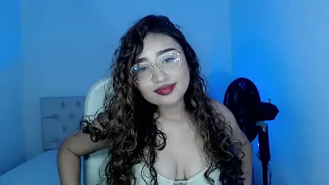 sasha_17_ from StripChat is Freechat