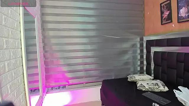 Sasha_Davila from StripChat is Freechat