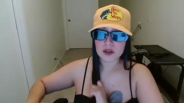 Sassy_Latina from StripChat is Freechat