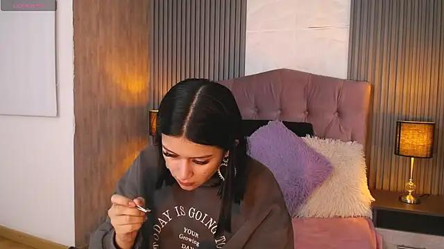 Check out our webcam shows gallery and message on a personal level with our sweet squirt cams hosts, showing off their natural physiques and sex toys.