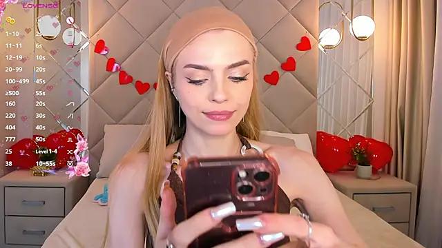 Check out our webcam shows gallery and message on a personal level with our sweet squirt cams hosts, showing off their natural physiques and sex toys.
