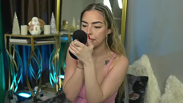 Check out our webcam shows gallery and message on a personal level with our sweet squirt cams hosts, showing off their natural physiques and sex toys.