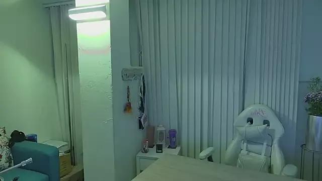 Check out our webcam shows gallery and message on a personal level with our sweet squirt cams hosts, showing off their natural physiques and sex toys.