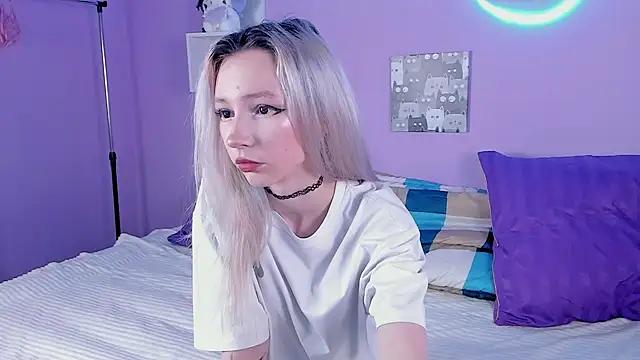 Check out our webcam shows gallery and message on a personal level with our sweet squirt cams hosts, showing off their natural physiques and sex toys.