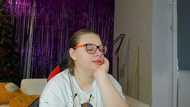 Check out our webcam shows gallery and message on a personal level with our sweet squirt cams hosts, showing off their natural physiques and sex toys.