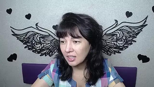 SelenaFly from StripChat is Freechat