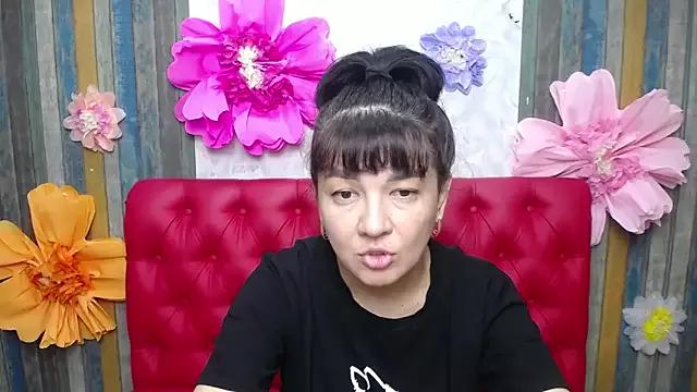 SelenaFly from StripChat is Freechat