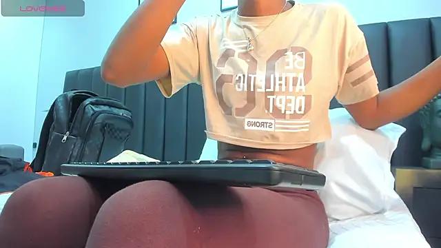 sexual_diamond from StripChat is Freechat
