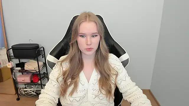 sexxy_potatoes from StripChat
