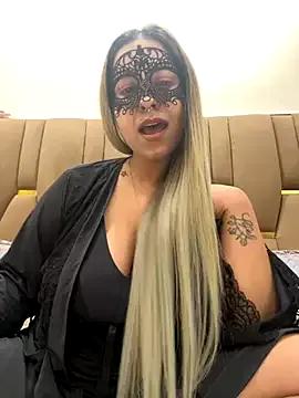 Sexy-amyy from StripChat is Freechat