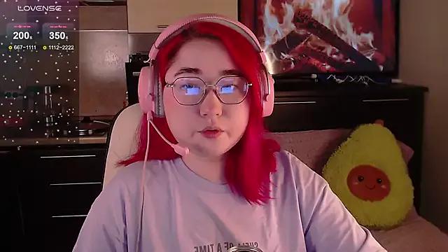 sexy_asian from StripChat is Freechat