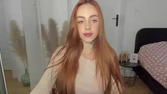 sexyCoralie from StripChat is Freechat