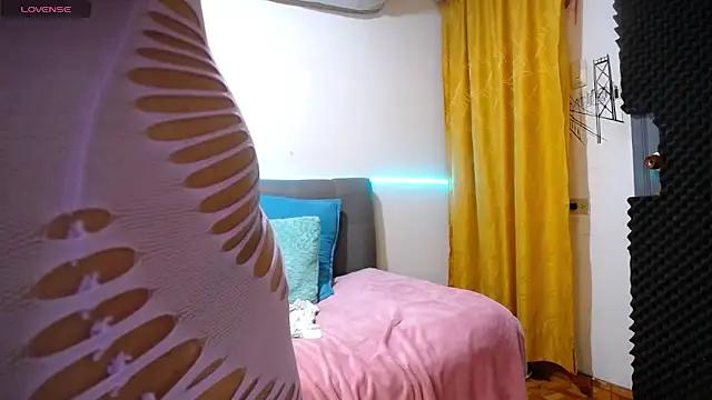 Check out our webcam shows gallery and message on a personal level with our sweet squirt cams hosts, showing off their natural physiques and sex toys.