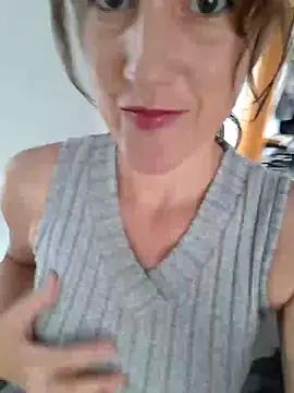 Photos of SexyLayla1 from StripChat is Freechat